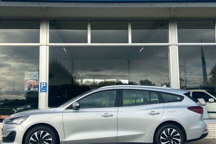 Ford Focus 33.200 km 19.490 &euro; Willich-Anrath 47877