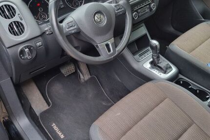 VW Tiguan 144.500 km 11.700 &euro; Willich 47877