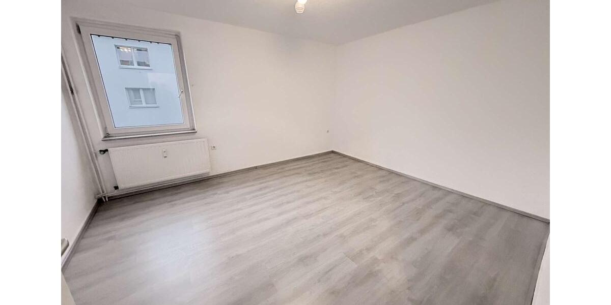 Etagenwohnung Essen Stadtbezirk III - 2 Zimmer, 60 m&sup2;, 640&euro; | Angebot:25950753