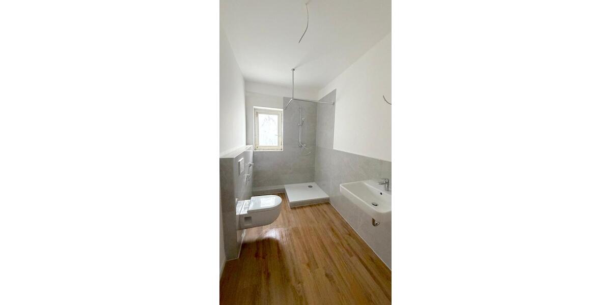 Etagenwohnung Krefeld - 2 Zimmer, 68 m&sup2;, 730&euro; | Angebot:25875949