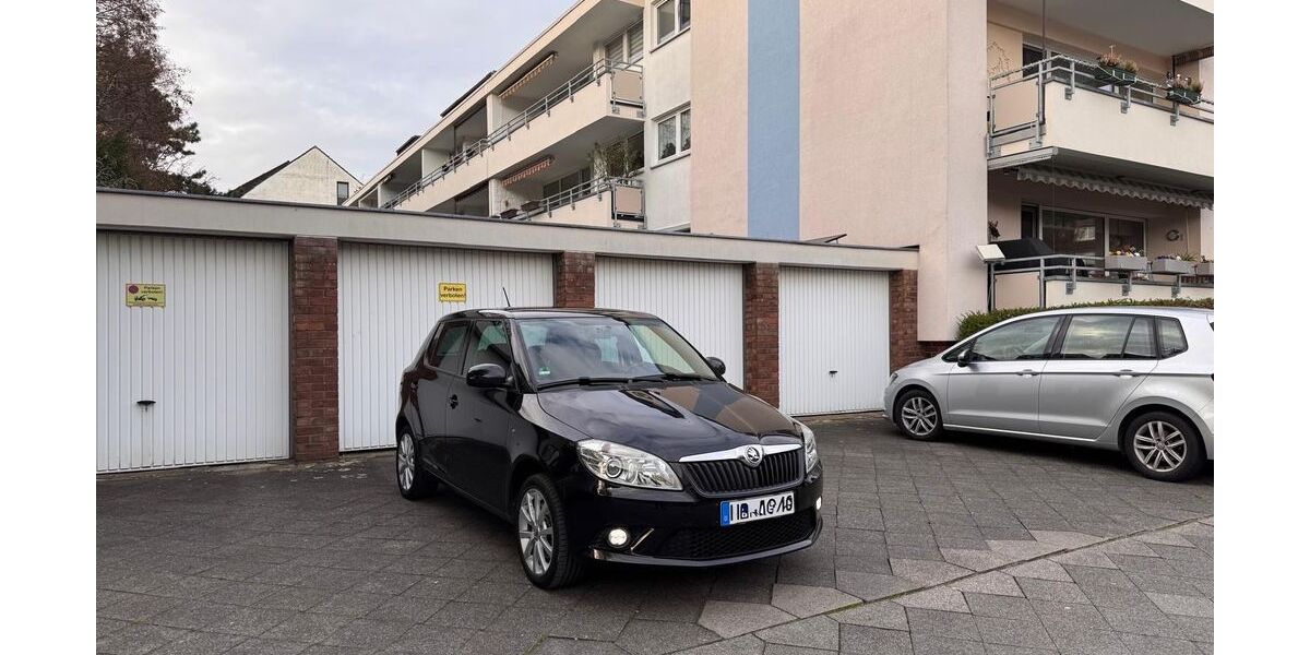 Skoda Fabia 147.425 km 7.599 &euro; Düsseldorf 40231