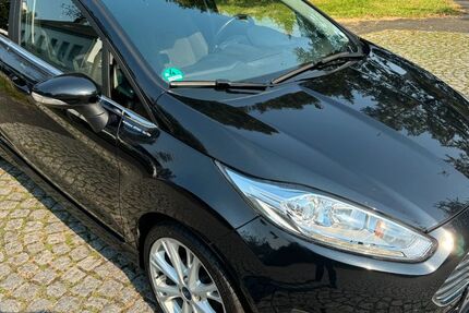 Ford Fiesta 172.000 km 6.950 &euro; Mülheim an der Ruhr 45476