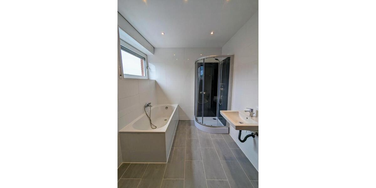 Doppelhaushälfte Dinslaken Lohberg - 4 Zimmer, 124 m&sup2;, 1.850&euro; | Angebot:26523211