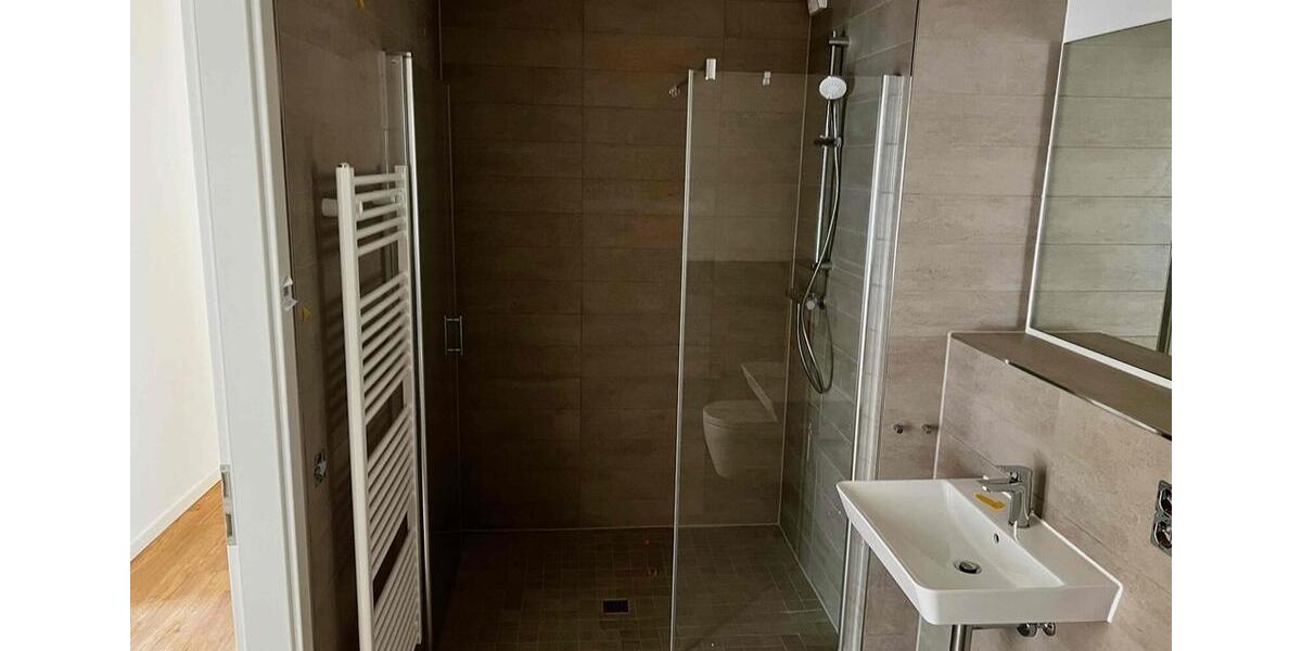 Etagenwohnung Düsseldorf Pempelfort - 4 Zimmer, 105 m&sup2;, 1.906&euro; | Angebot:25050575