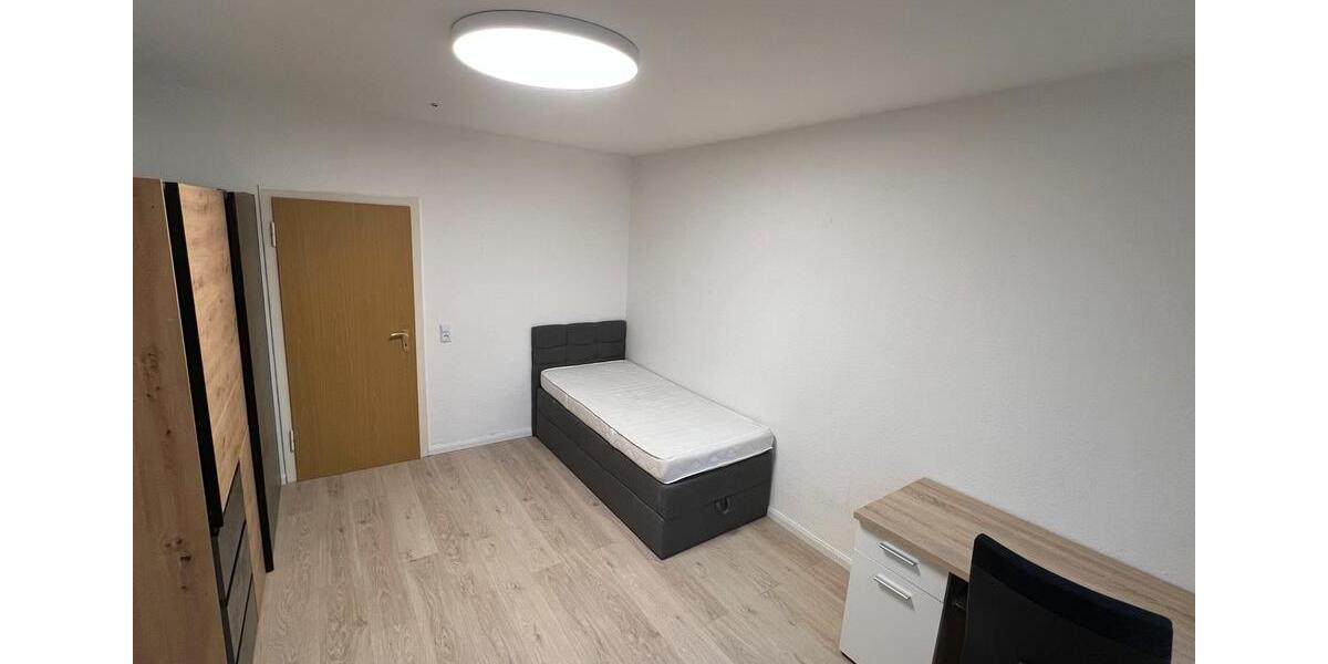 Etagenwohnung Essen Stadtbezirk II - 1 Zimmer, 15 m&sup2;, 450&euro; | Angebot:25962524