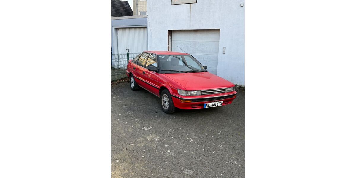 Toyota Corolla 49.500 km 4.290 &euro; Viersen 41749