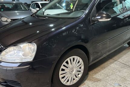 VW Golf 200.000 km 1.250 &euro; Duisburg 47059