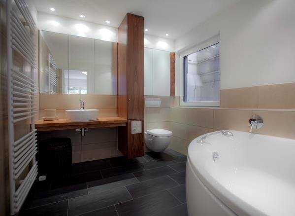 Etagenwohnung Krefeld Inrath/Kliedbruch - 3 Zimmer, 111 m&sup2;, 470.000&euro; | Angebot:25701233