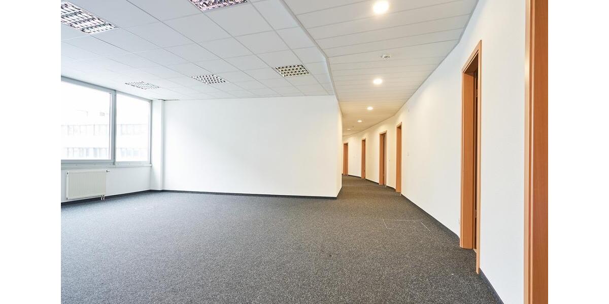 Gewerbeobjekt Neuss - 2&euro; | Angebot:23813733