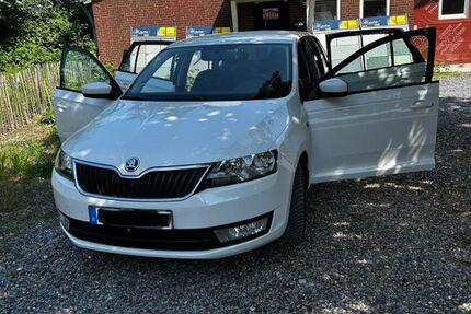 Skoda Rapid 109.350 km 7.450 &euro; Düsseldorf 40231