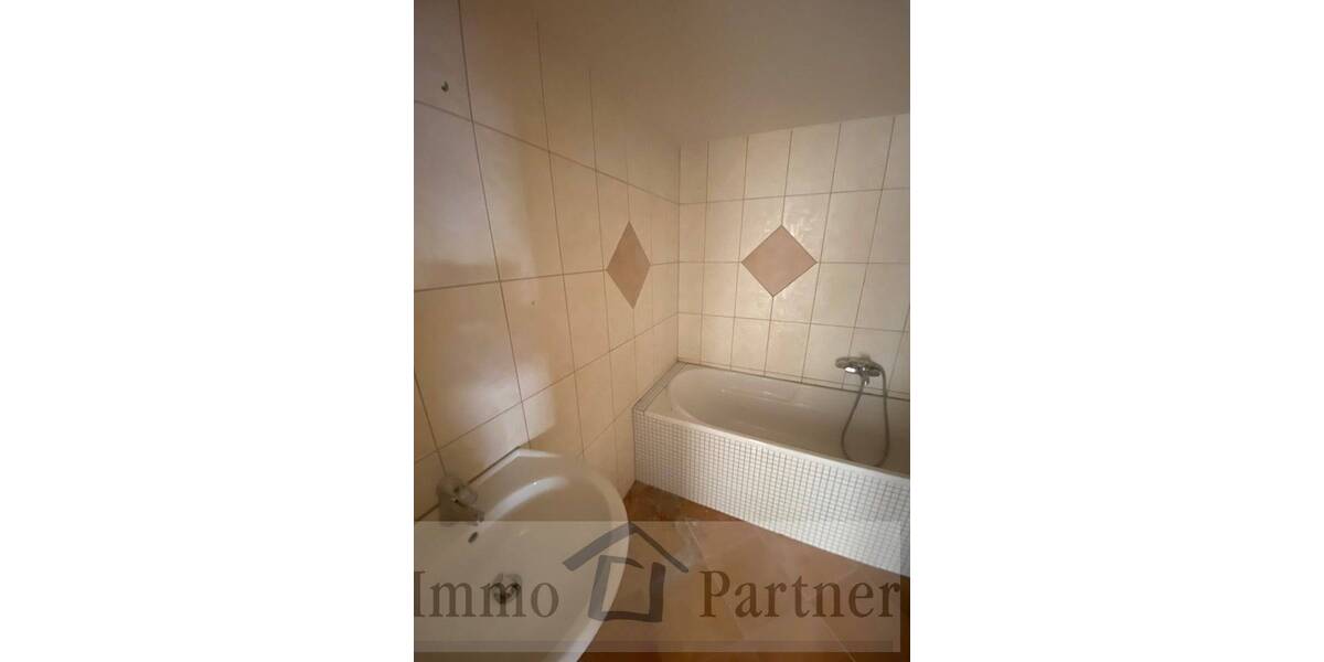 Etagenwohnung Duisburg / Aldenrade Aldenrade - 4 Zimmer, 118 m&sup2;, 158.000&euro; | Angebot:25703067