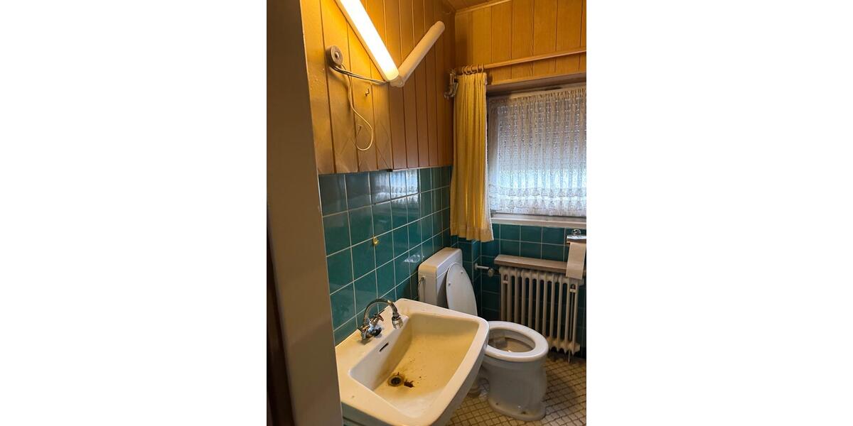 Reihenhaus Willich - 7 Zimmer, 130 m&sup2;, 350.000&euro; | Angebot:26037803