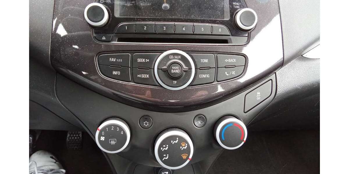 Chevrolet Spark 141.000 km 2.850 &euro; Kamp-Lintfort 47475