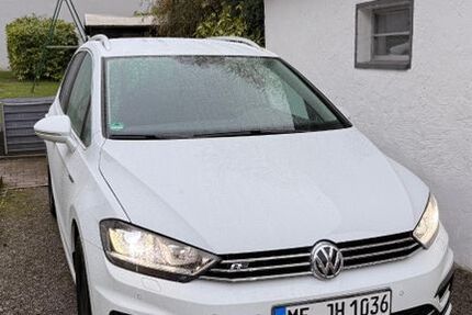 VW Golf Sportsvan 66.800 km 15.900 &euro; Essen 45141
