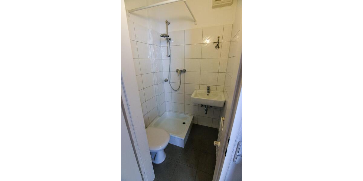 Hochparterre Essen Stadtbezirk III - 2 Zimmer, 45 m&sup2;, 375&euro; | Angebot:25943715