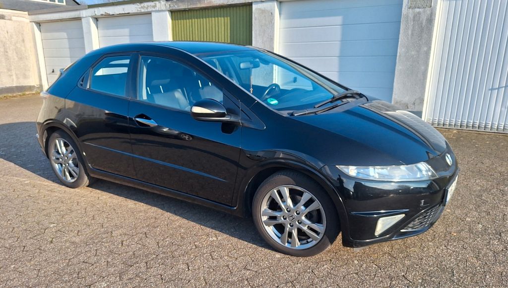 Honda Civic 172.000 km 5.950 &euro; Ratingen 40885