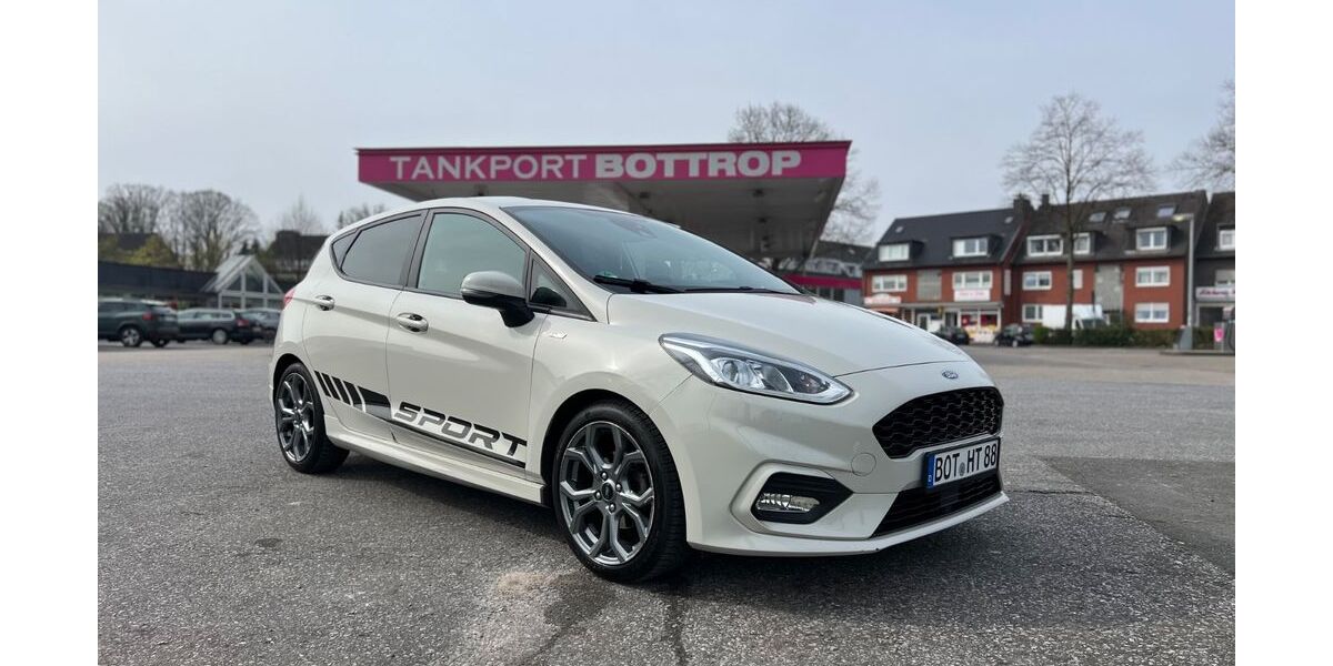 Ford Fiesta 106.123 km 11.900 &euro; Bottrop 46240