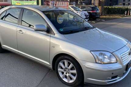 Toyota Avensis 61.585 km 6.950 &euro; Essen 45239