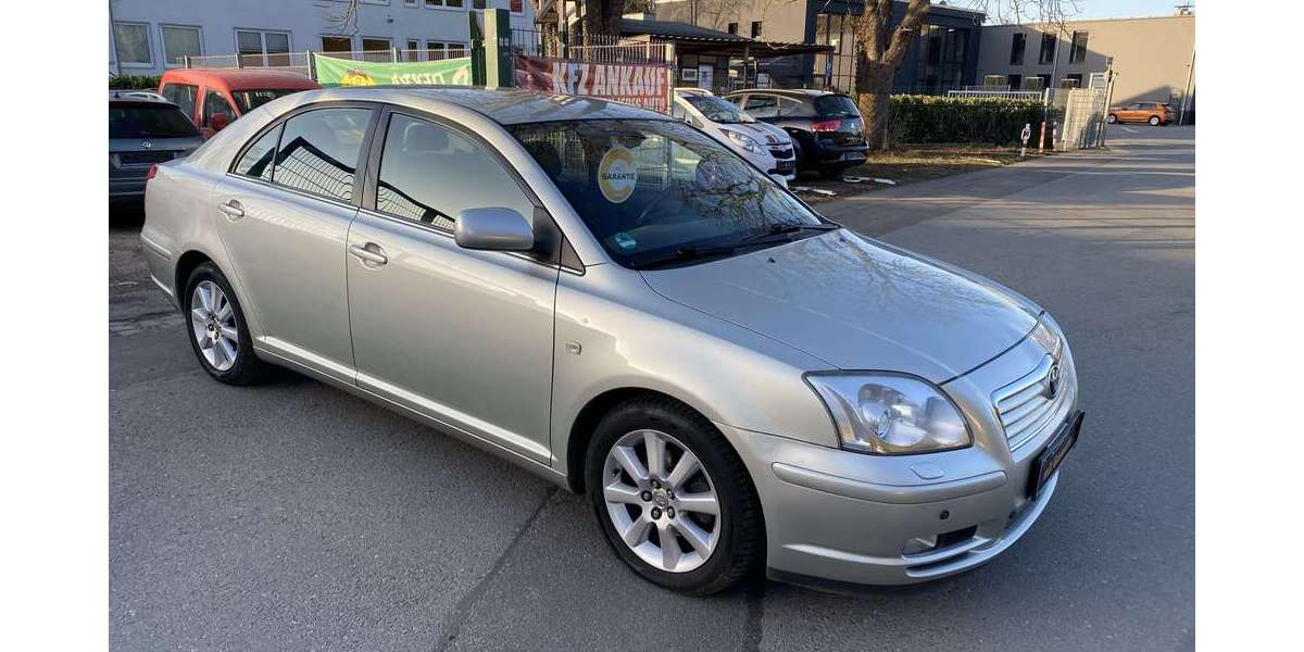 Toyota Avensis 61.585 km 6.950 &euro; Essen 45239