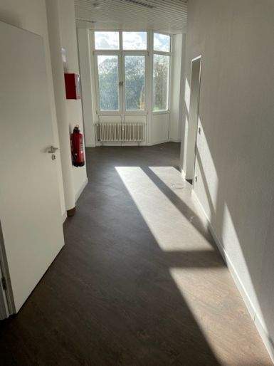 Gewerbeobjekt Krefeld Kempener Feld/Baakeshof - 2.200&euro; | Angebot:25870823