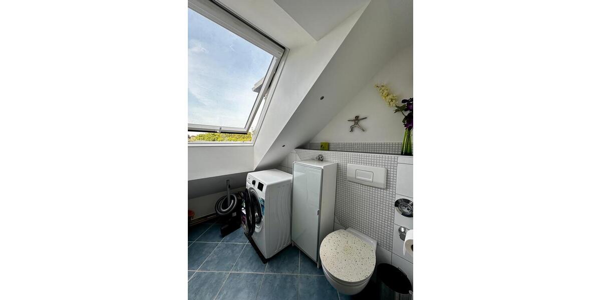 Tolle Dachgeschosswohnung - Dachgeschoßwohnung Essen Stadtbezirk IV | Angebot:27266053