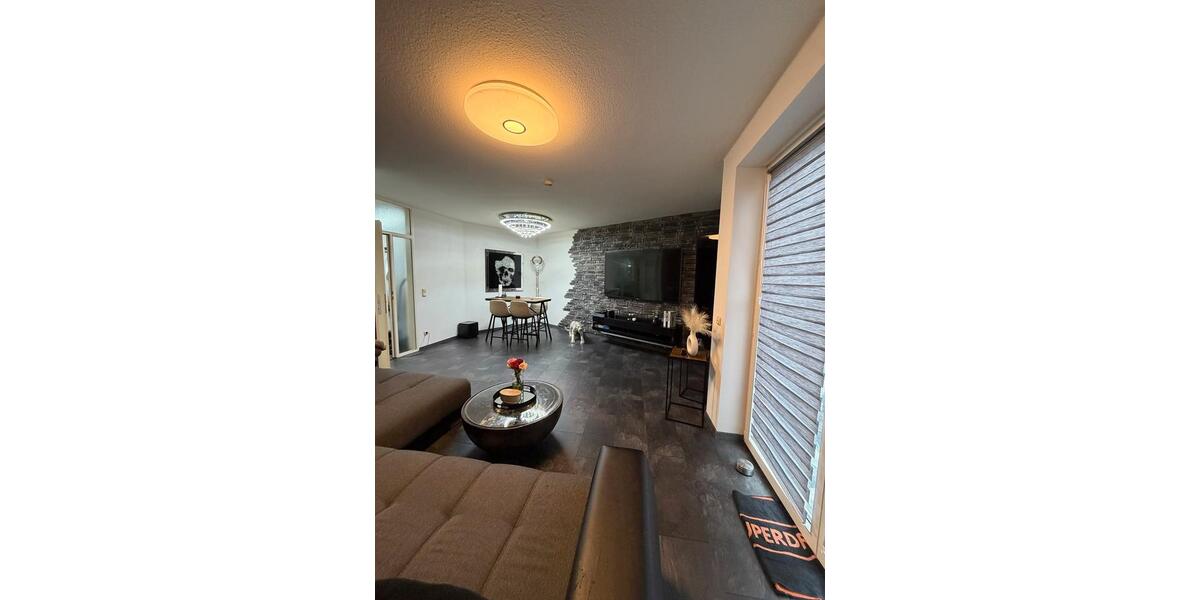 Dachgeschoßwohnung Essen Frillendorf - 2 Zimmer, 70 m&sup2;, 664&euro; | Angebot:25255160