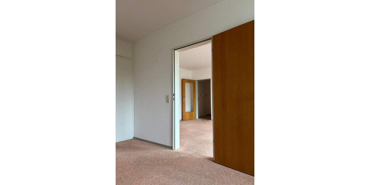 Etagenwohnung Düsseldorf Rath - 2 Zimmer, 50 m&sup2;, 195.000&euro; | Angebot:25683406