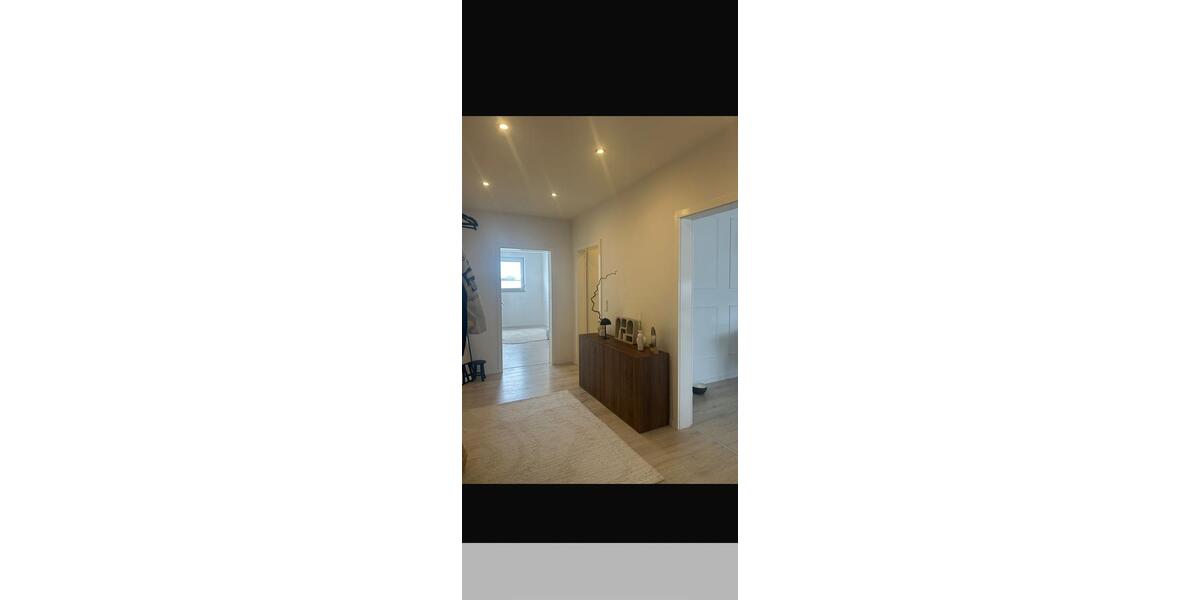 Dachgeschoßwohnung Gladbeck - 3.5 Zimmer, 95 m&sup2;, 185.000&euro; | Angebot:26050228