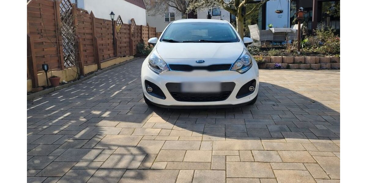 Kia Rio 98.450 km 7.750 &euro; Essen 45355
