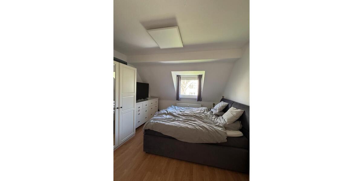 Dachgeschoßwohnung Essen Stadtbezirk III - 2 Zimmer, 53 m&sup2;, 620&euro; | Angebot:26003646