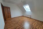 Dachgeschoßwohnung Duisburg Mittelmeiderich - 3 Zimmer, 95 m&sup2;, 700&euro; | Angebot:26699614