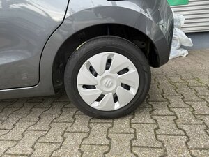 Suzuki Celerio 1.0 5D Club Automatik+sofort verfügbar!+ 79.994 km 8.890 &euro; Meerbusch 40667