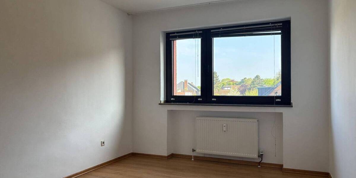 Etagenwohnung Duisburg Hochheide - 3 Zimmer, 76 m&sup2;, 159.000&euro; | Angebot:26391465