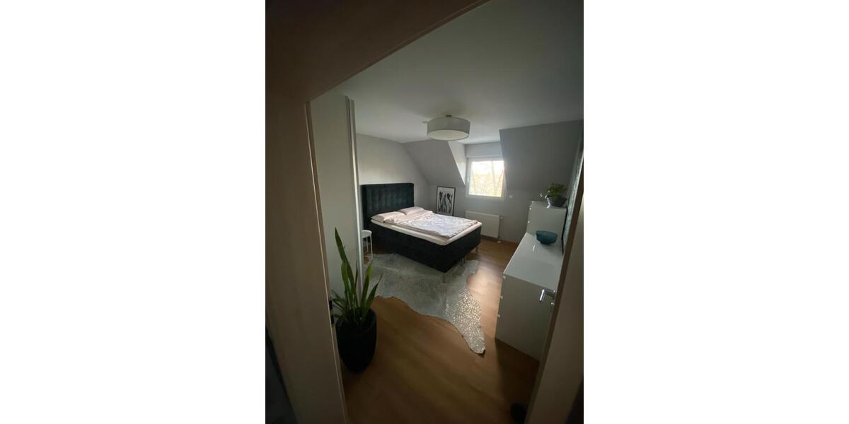 Dachgeschoßwohnung Geldern - 5 Zimmer, 68 m&sup2;, 219.000&euro; | Angebot:25923853