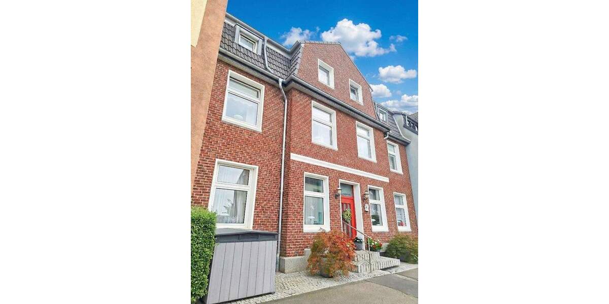 Mehrfamilienhaus, Wohnhaus Krefeld Linn - 8 Zimmer, 204 m&sup2;, 570.000&euro; | Angebot:25755263