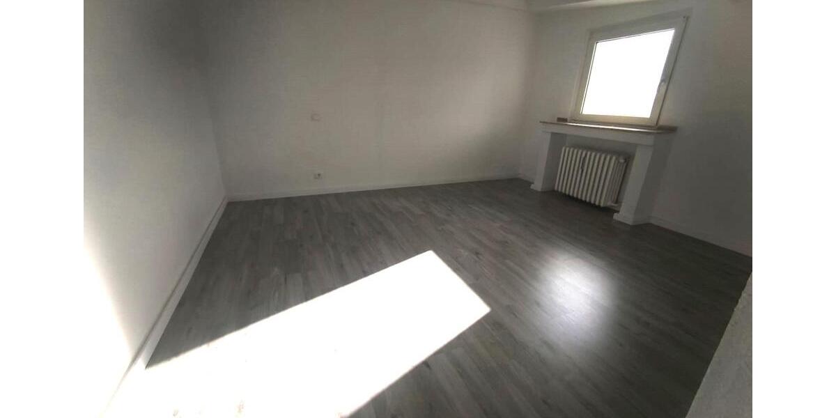 Etagenwohnung Wesel - 3 Zimmer, 84 m&sup2;, 820&euro; | Angebot:25961257