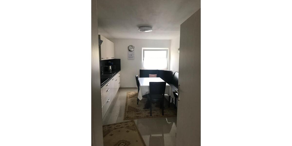 Etagenwohnung Duisburg Hamborn - 3 Zimmer, 98 m&sup2;, 98.000&euro; | Angebot:25858350