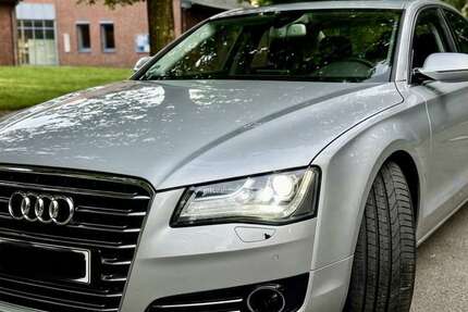 Audi A8 229.000 km 13.500 &euro; duisburg 47179