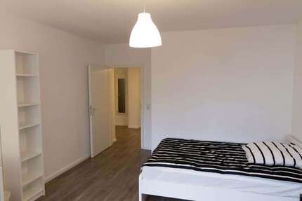 Zimmer Düsseldorf Stadtmitte - 590&euro; | Angebot:23849466