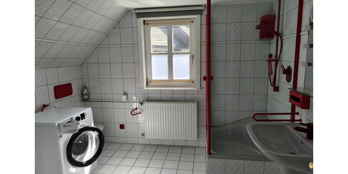 Einfamilienhaus Duisburg Hamborn - 4 Zimmer, 900&euro; | Angebot:23410101