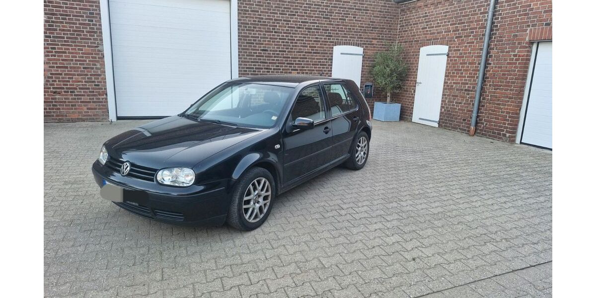 VW Golf 251.900 km 1.850 &euro; Straelen 47638