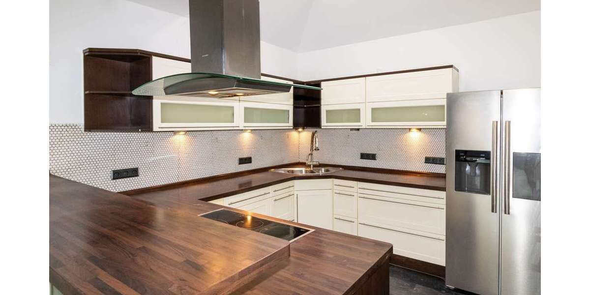 Einfamilienhaus Nettetal - 12 Zimmer, 265 m&sup2;, 480.000&euro; | Angebot:21190619