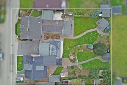 Haus Voerde / Spellen Spellen - 7 Zimmer, 256 m&sup2;, 850.000&euro; | Angebot:24533876