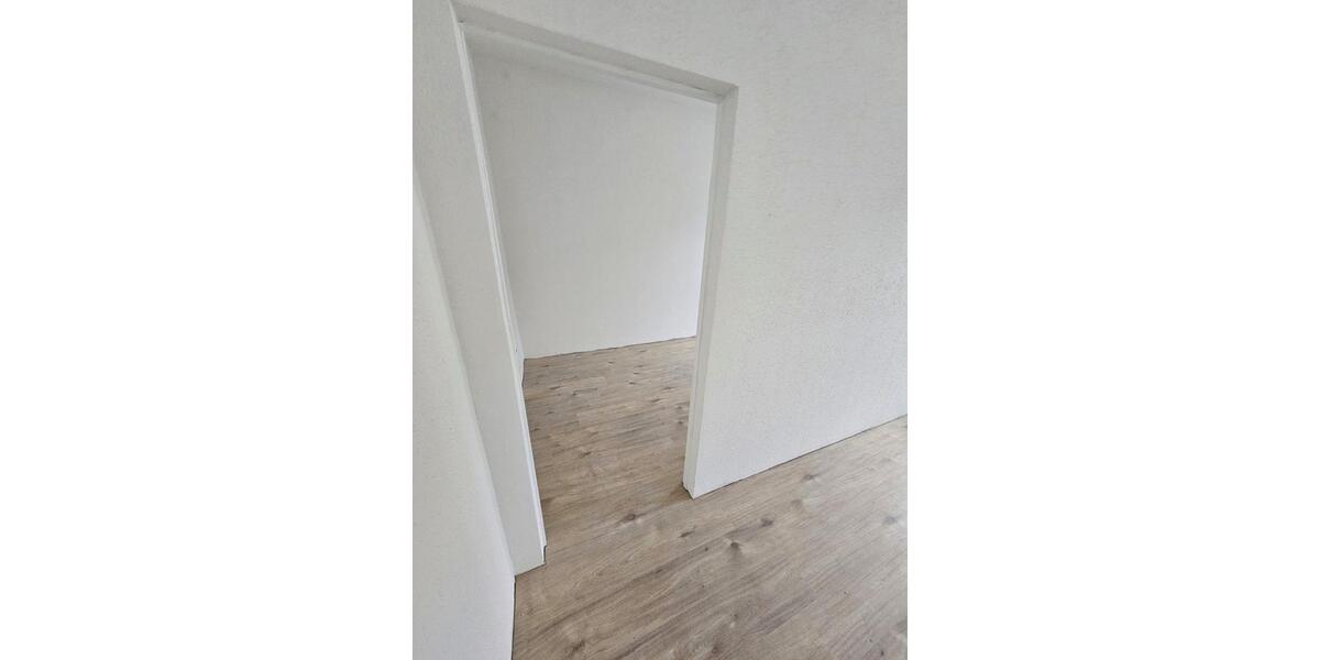 Etagenwohnung Krefeld Cracau - 2 Zimmer, 40 m&sup2;, 520&euro; | Angebot:26505502