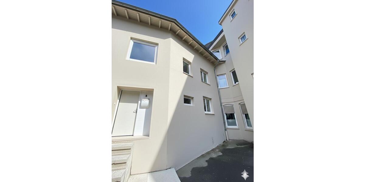 Erdgeschoßwohnung Duisburg Hamborn - 5 Zimmer, 100 m&sup2;, 850&euro; | Angebot:26704888