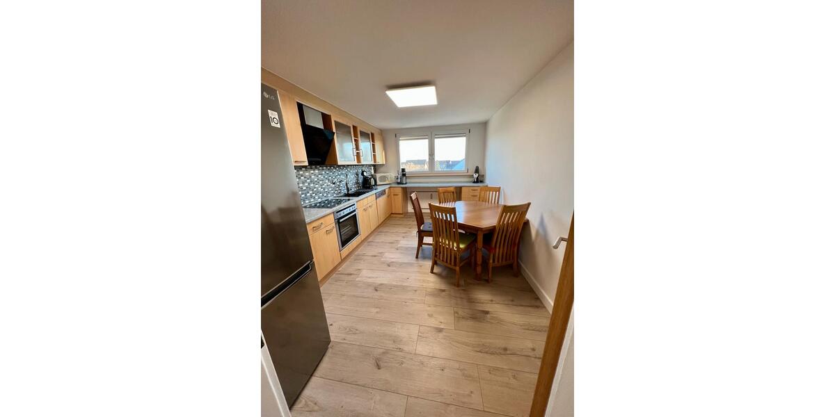 Dachgeschoßwohnung Voerde (Niederrhein) - 3 Zimmer, 78 m&sup2;, 740&euro; | Angebot:26534131