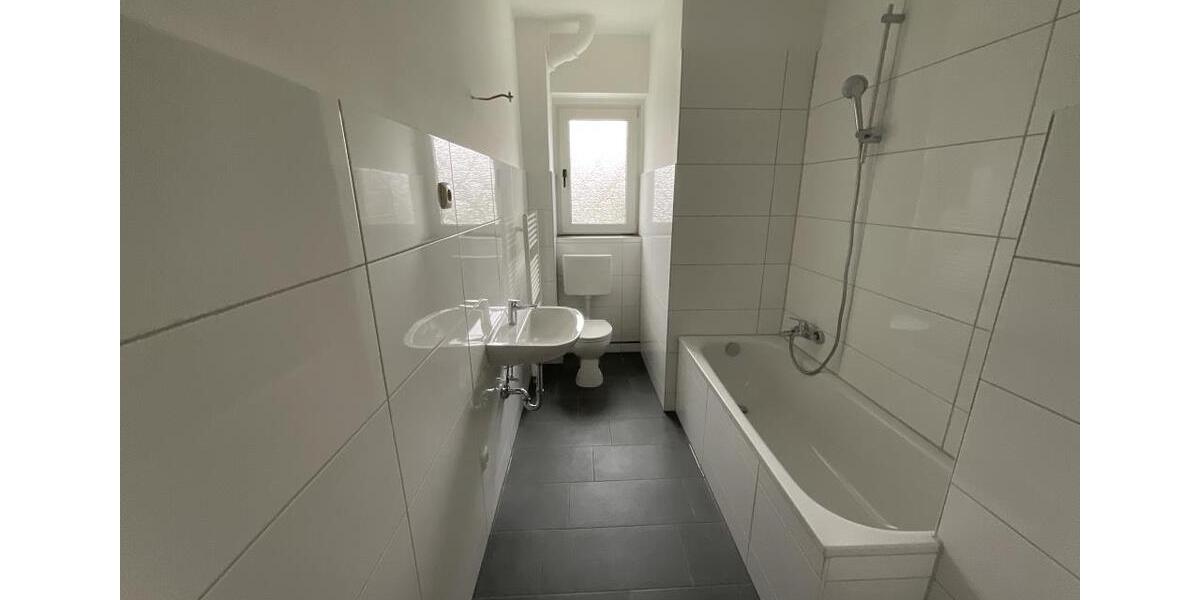 Erdgeschoßwohnung Essen Frillendorf - 2 Zimmer, 77 m&sup2;, 538&euro; | Angebot:21275812