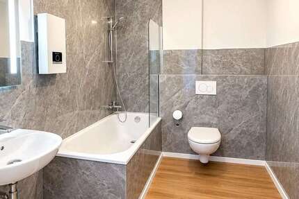 Wohnung Moers Rheinkamp - 3 Zimmer, 96 m&sup2;, 1.086&euro; | Angebot:27341516