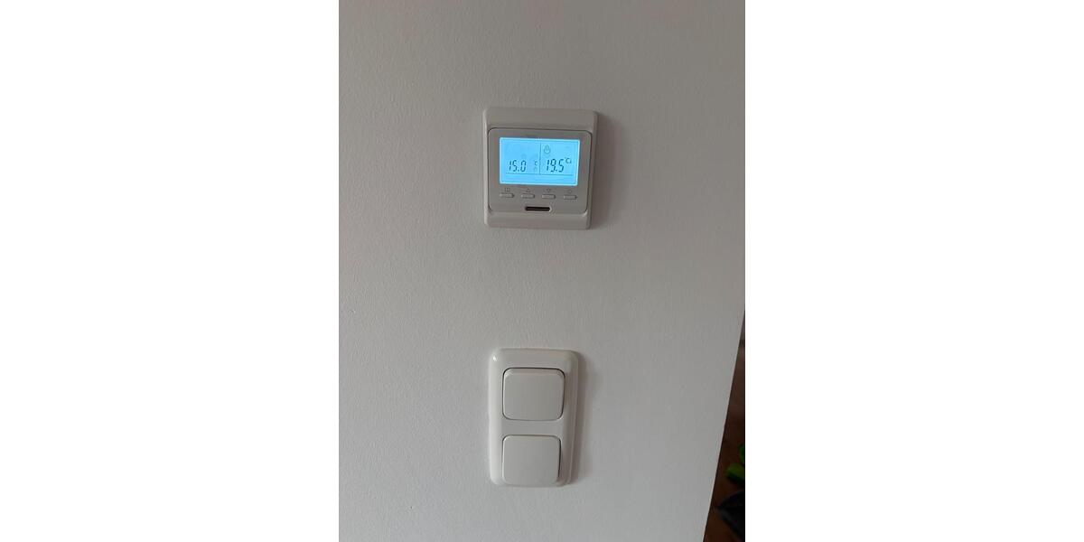 Dachgeschoßwohnung Duisburg Huckingen - 1 Zimmer, 69 m&sup2;, 980&euro; | Angebot:25995549