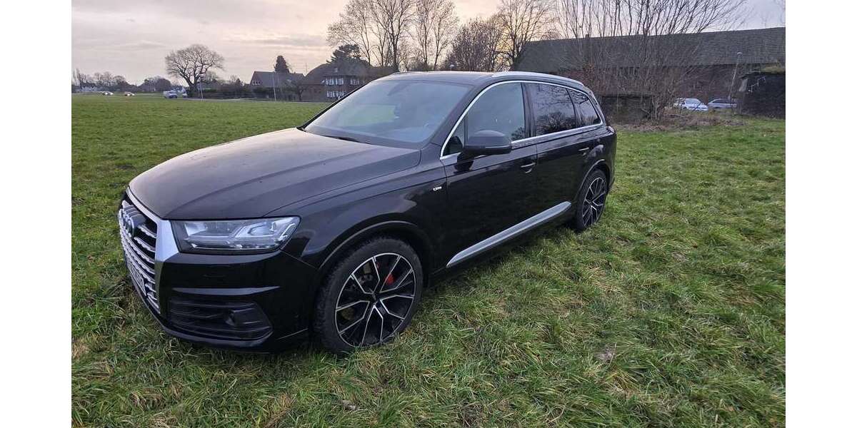 Audi Q7 208.000 km 23.499 &euro; Krefeld 47803